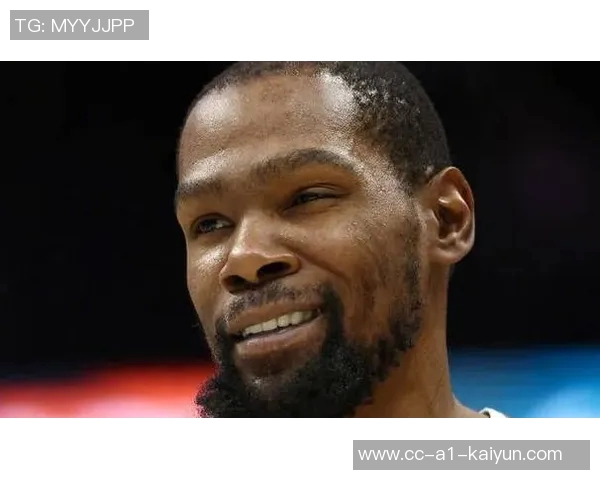 首节狄龙表现平平仅得5分布克状态低迷仅得4分