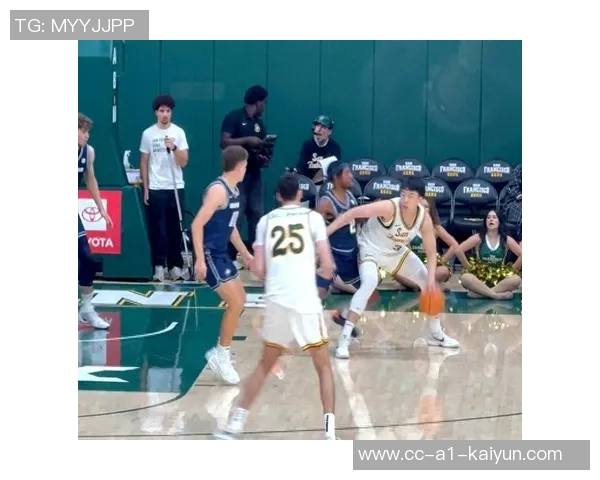 王俊杰生涯之夜狂砍27分7记三分助球队取得胜利赵维伦助攻表现亮眼