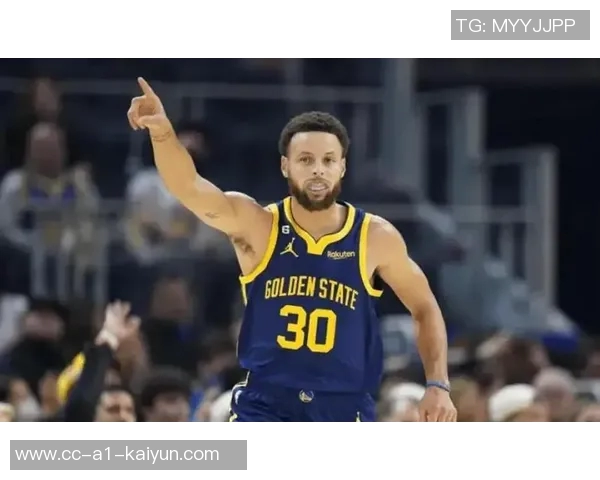 迪文赞库里赛季首日体型完美水花自律令人惊叹